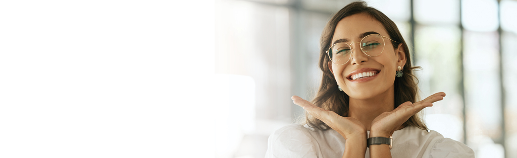  mujer con gafas